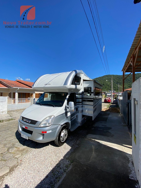 Motorhome Iveco Neway C Novo Trailer