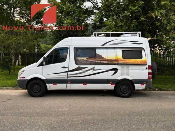 Motor home Sprinter 415 Longa teto alto - Image 4