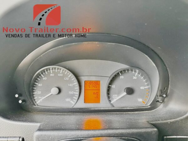 Motor home Sprinter 415 Longa teto alto - Image 8