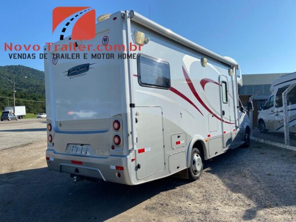 Motorhome Santo Inacio 7.5 sprinter 515 - Image 4