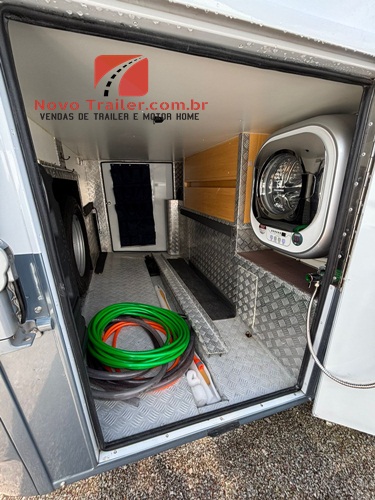 MotorHome Itapoã Petit MB 515 - Imagem 5