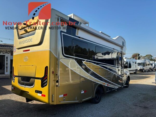 Motor home Neway Riverside 03