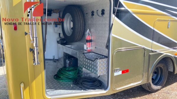 Motor home Neway Riverside 14