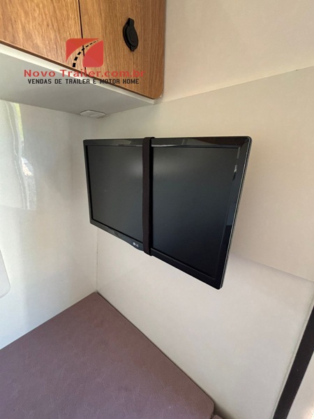 Trailer Apolo 3000 - Imagem 14