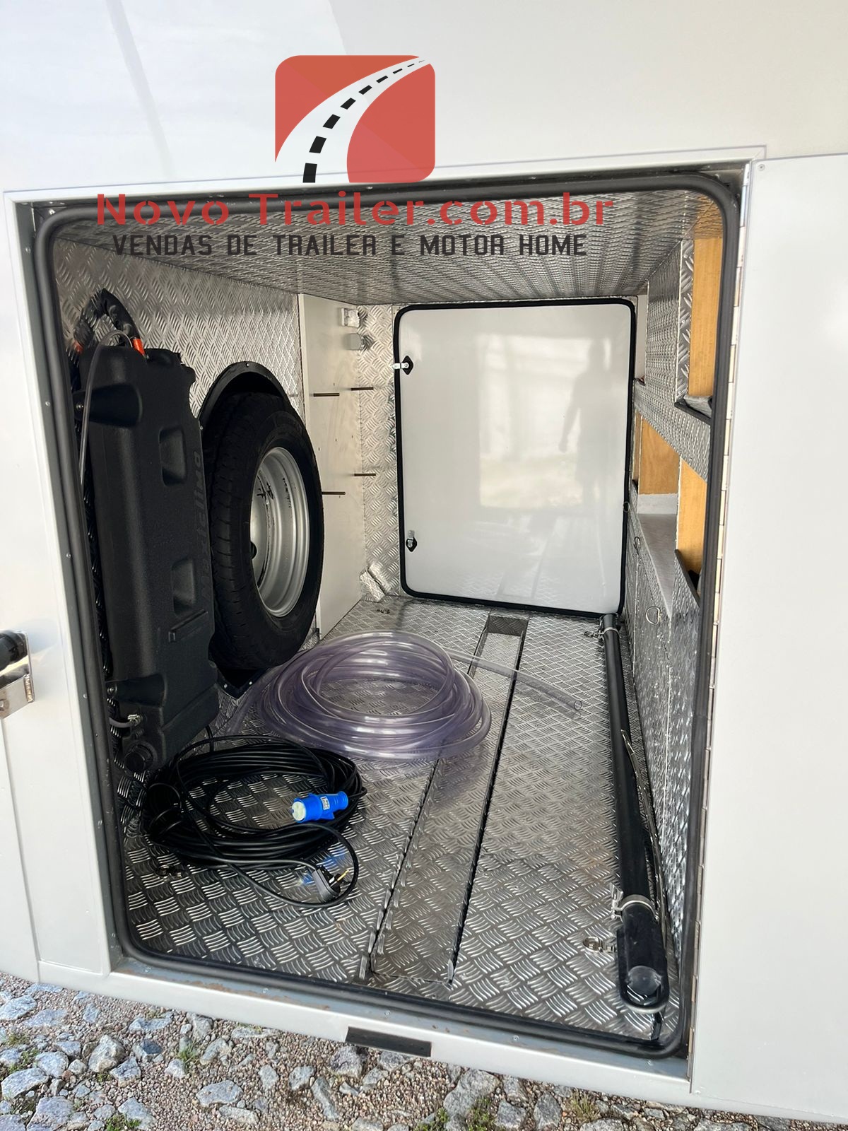 Motor Home Itapoã Landau Mercedes Benz 517 2024 - Imagem 6