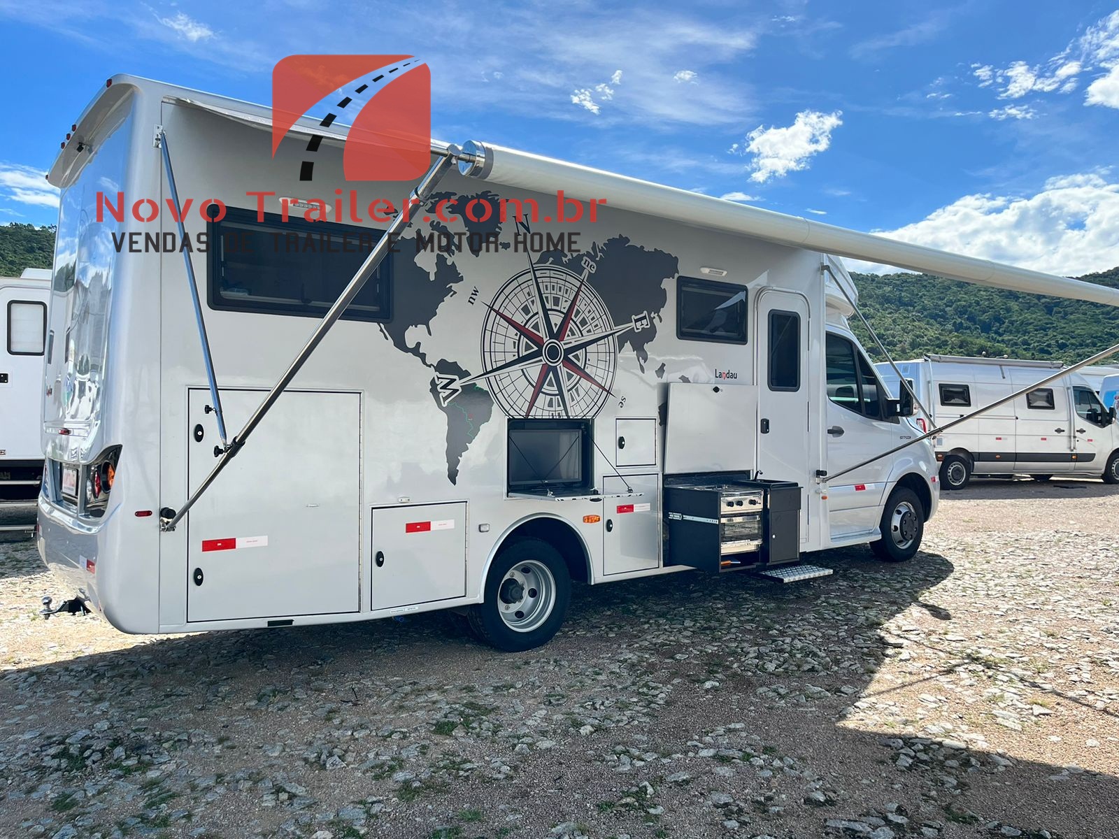 Motor Home Itapoã Landau Mercedes Benz 517 2024 - Imagem 3