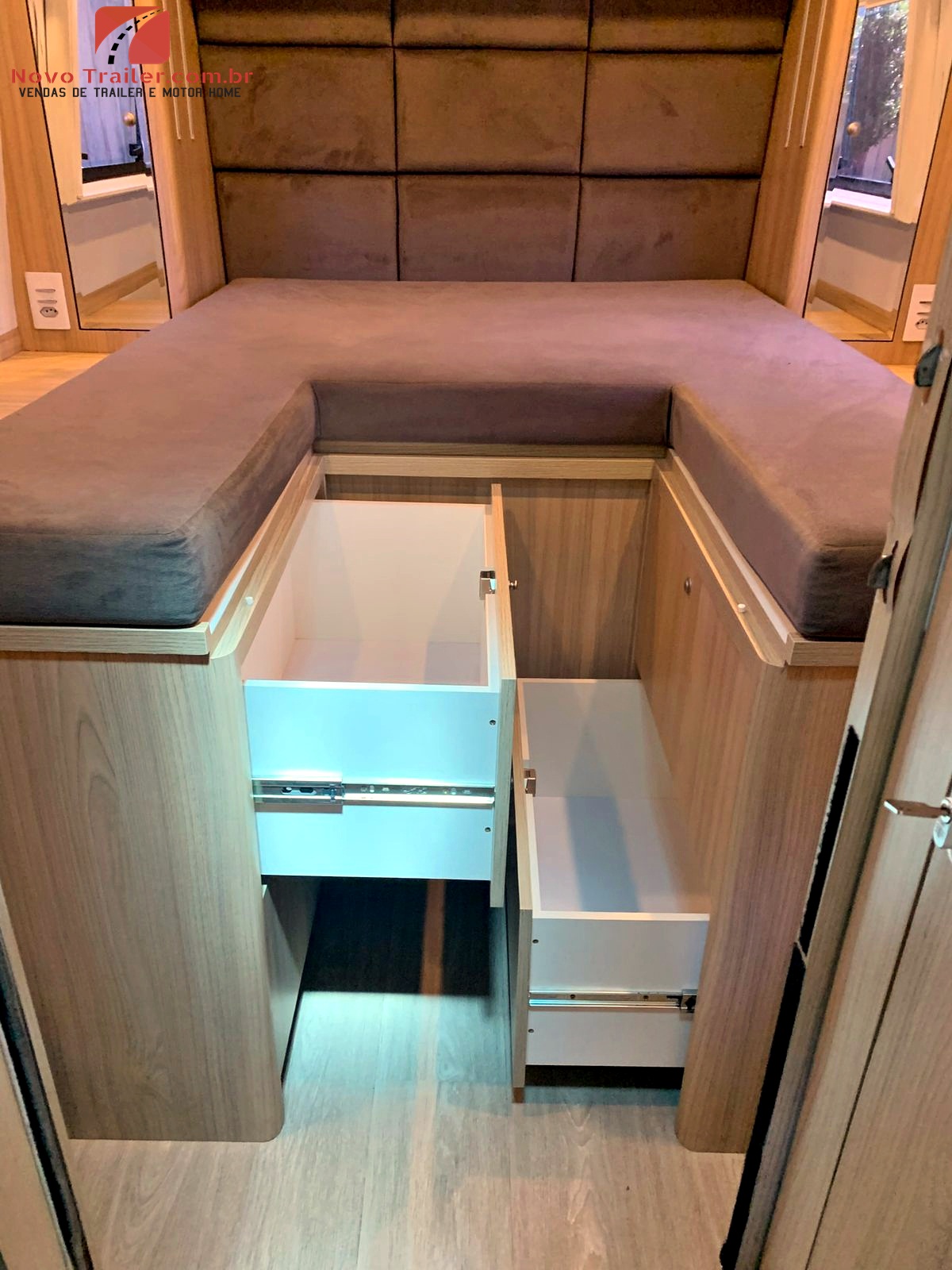 MOTORHOME MICRO-ÔNIBUS VOLARE W8 2005 - Imagem 17