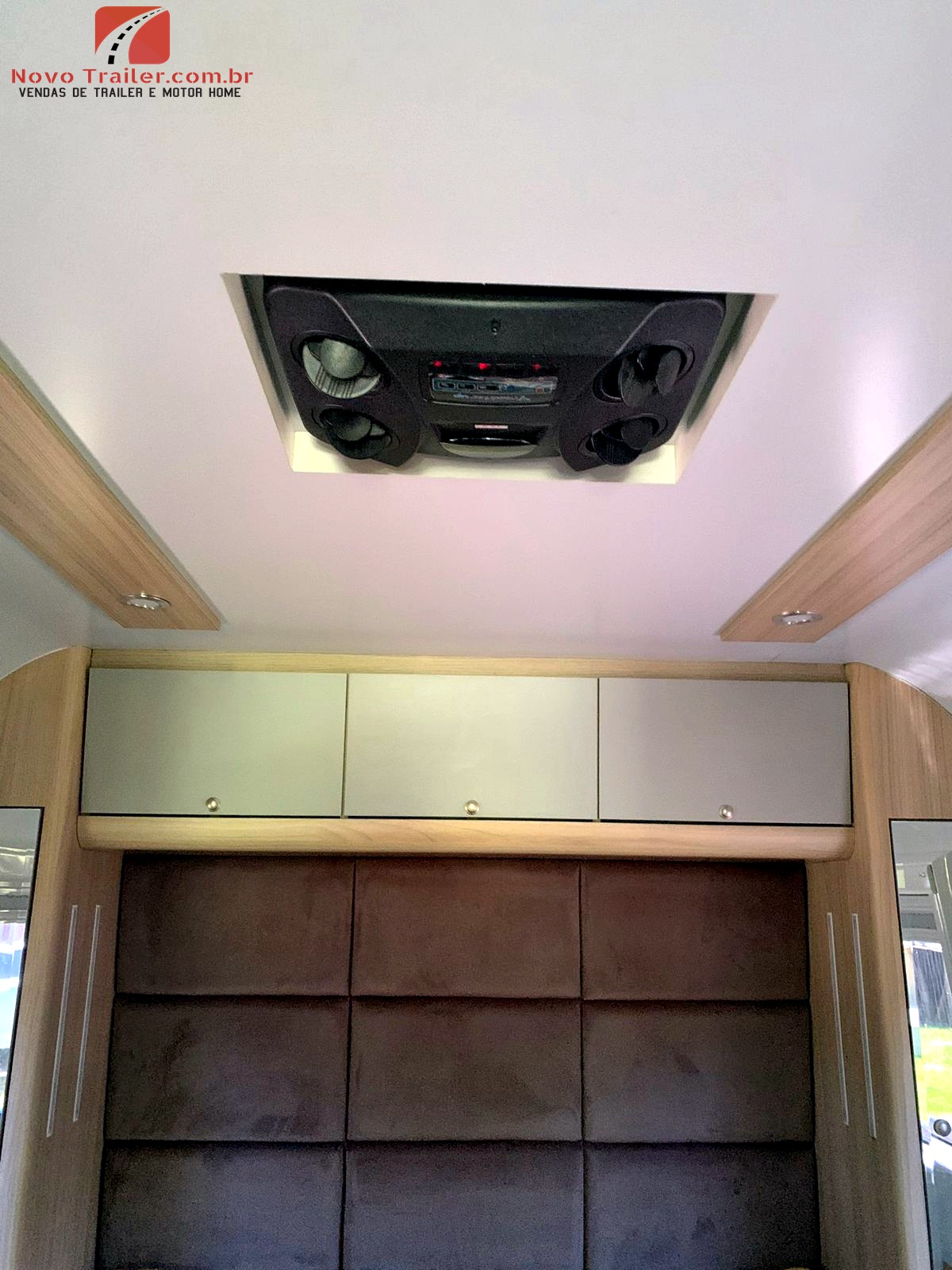 MOTORHOME MICRO-ÔNIBUS VOLARE W8 2005 - Imagem 18