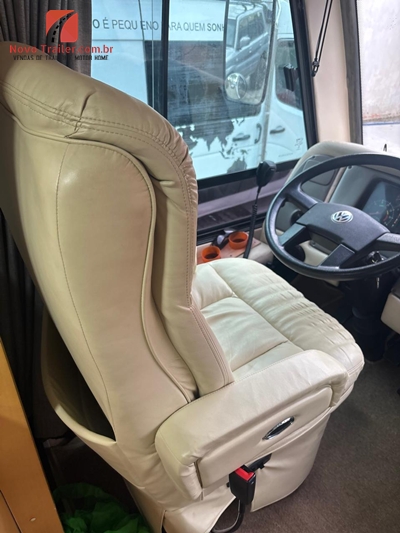 Motorhome Industreiler Vitoria Star Vw 9-160 com SLIDE OUT - Imagem 9
