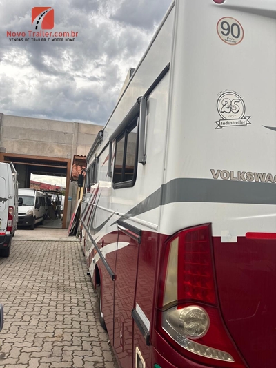 Motorhome Industreiler Vitoria Star Vw 9-160 com SLIDE OUT - Imagem 6