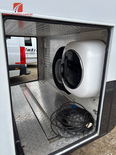 Motor Home Itapoã Landau Mercedes Benz 517 2024 - Imagem 6